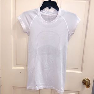 Lululemon Short Sleeve Top
